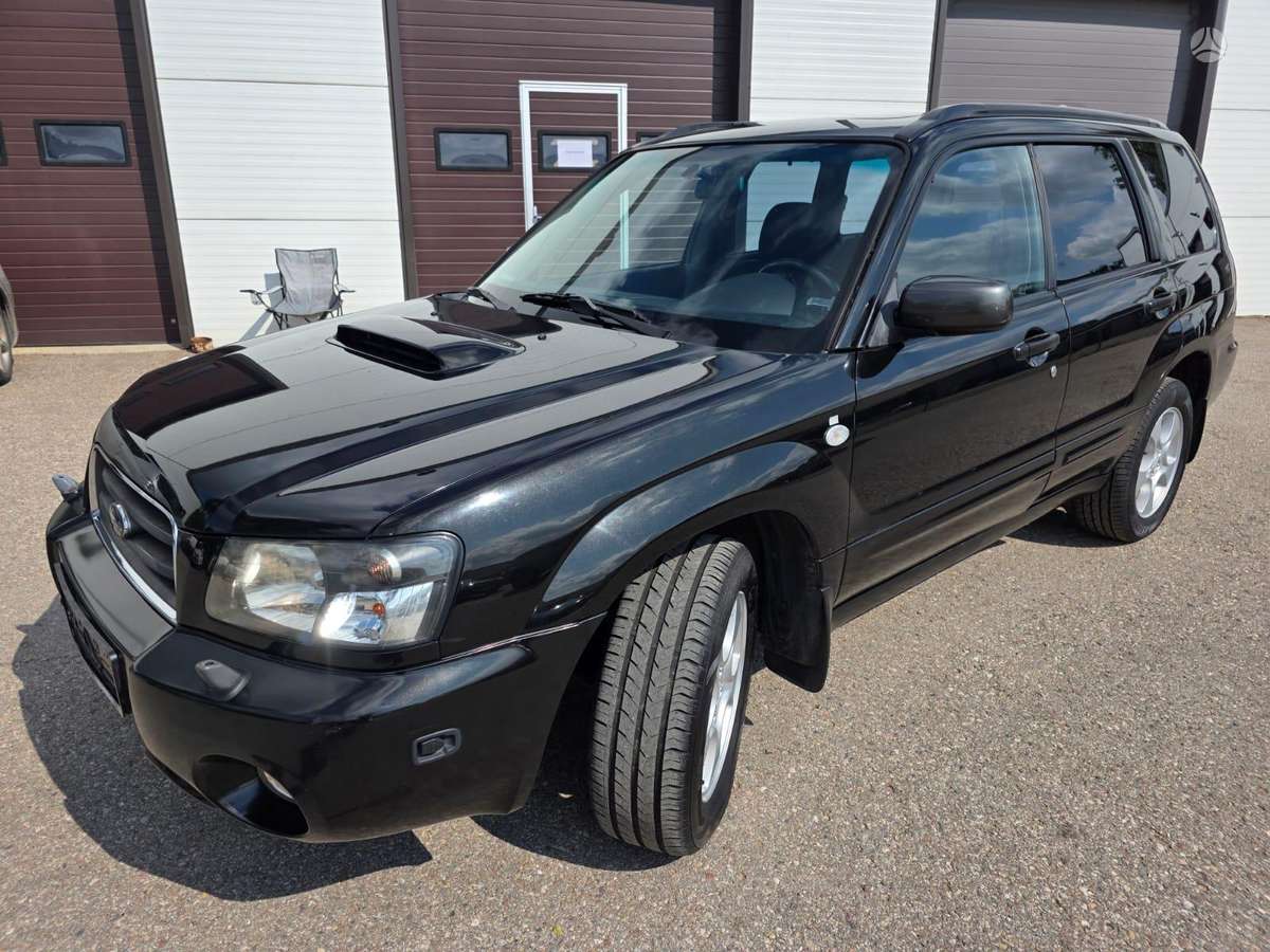 Subaru Forester, 2.0 l., off-road / crossover