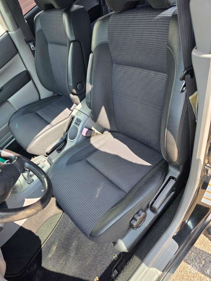 Subaru Forester, 2.0 l., off-road / crossover