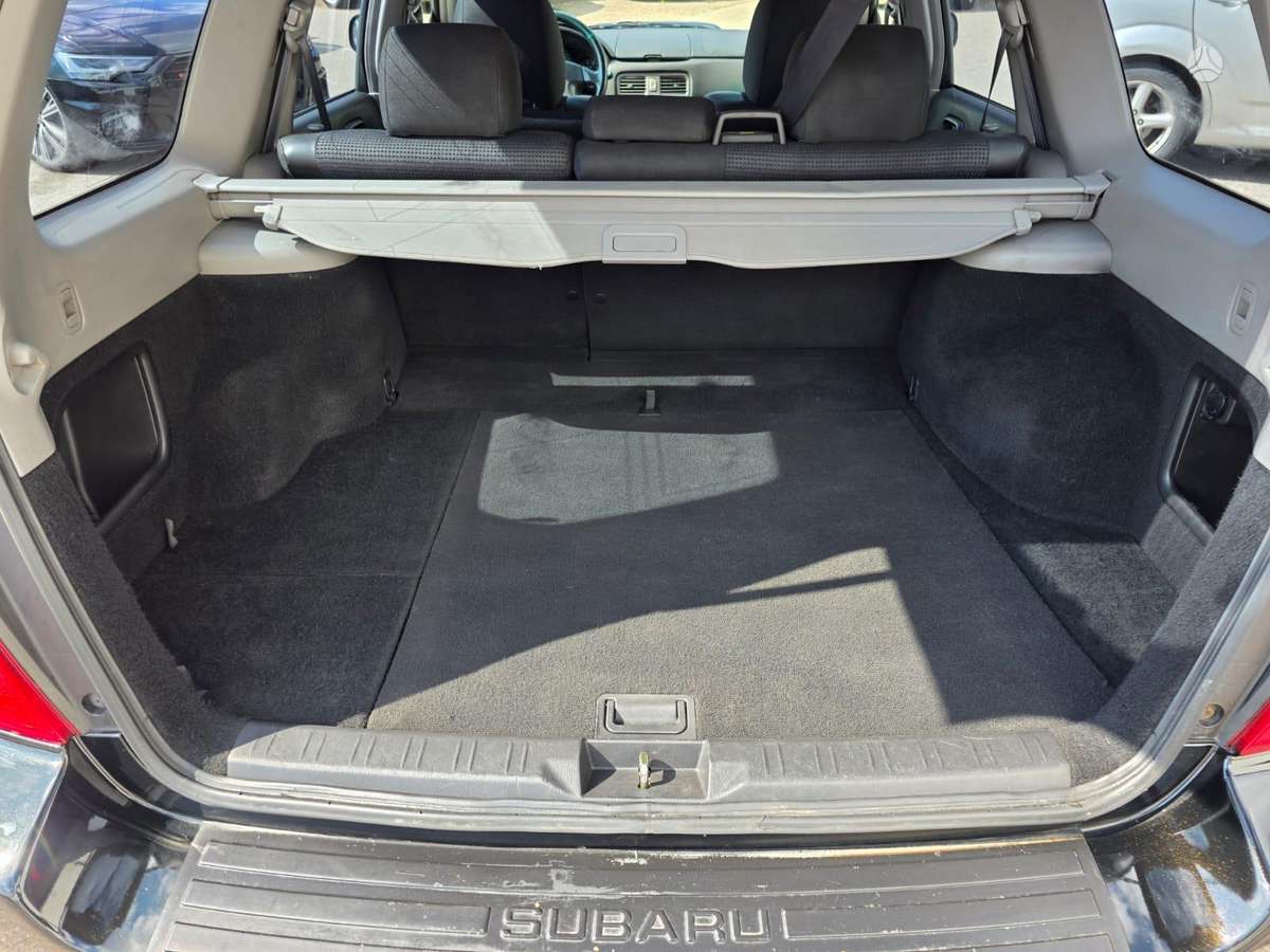 Subaru Forester, 2.0 l., off-road / crossover