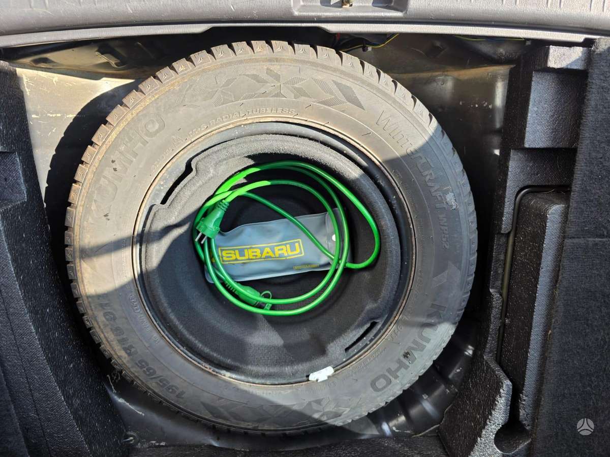 Subaru Forester, 2.0 l., off-road / crossover