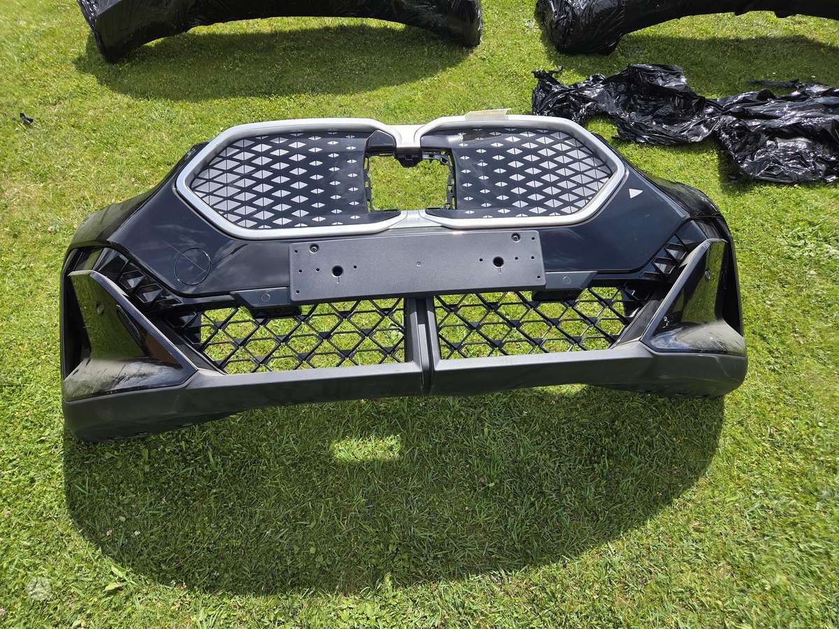 BMW X1 bumpers, lights