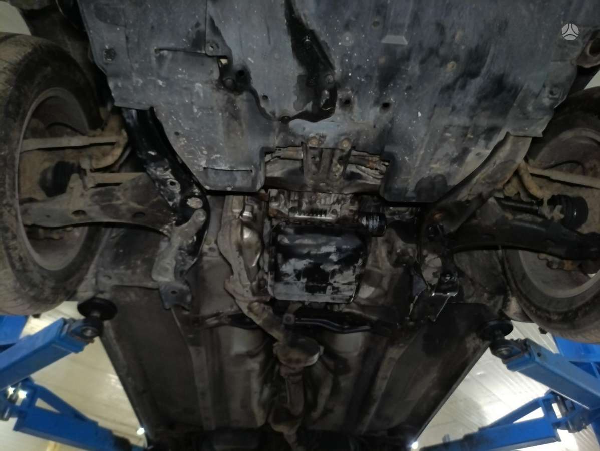 Subaru Forester, 2.0 l., off-road / crossover