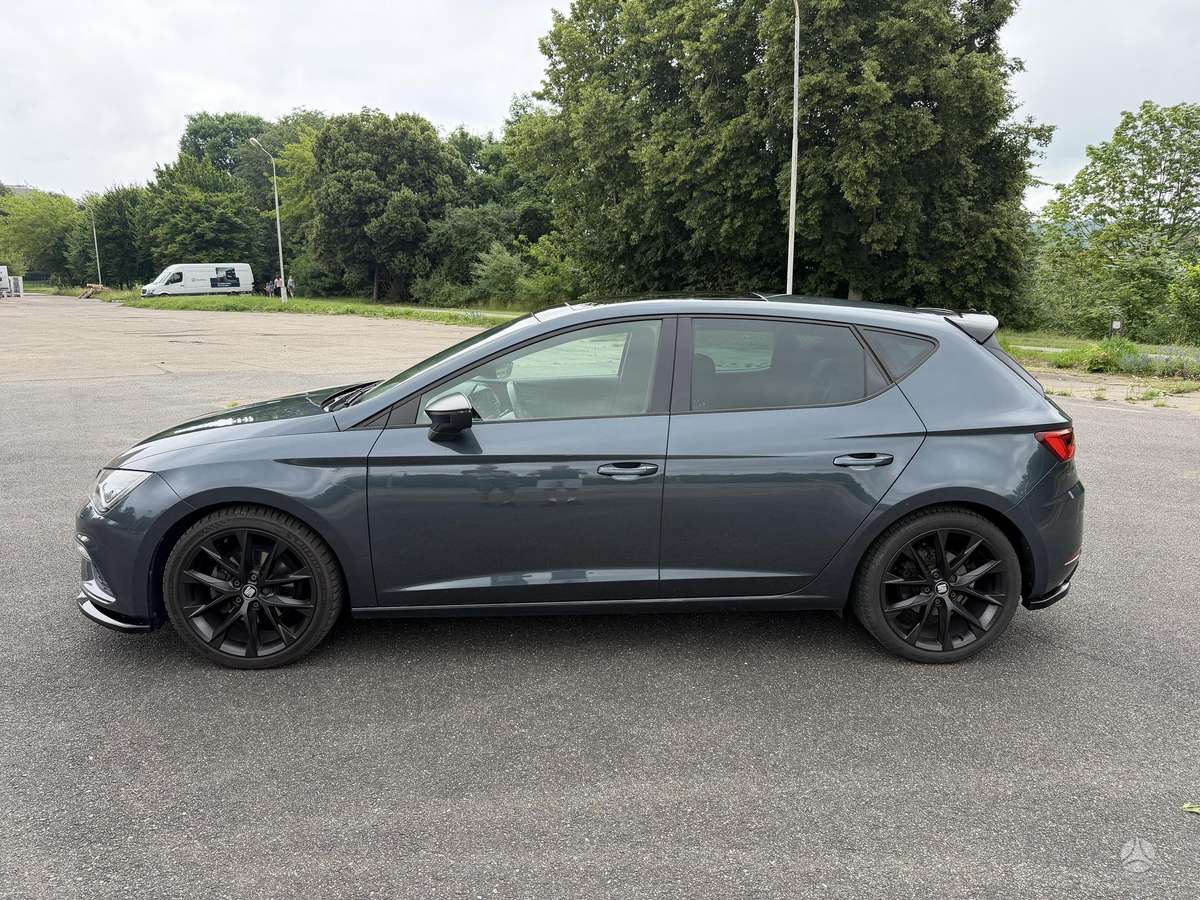 Seat Leon, 1.5 l., hatchback