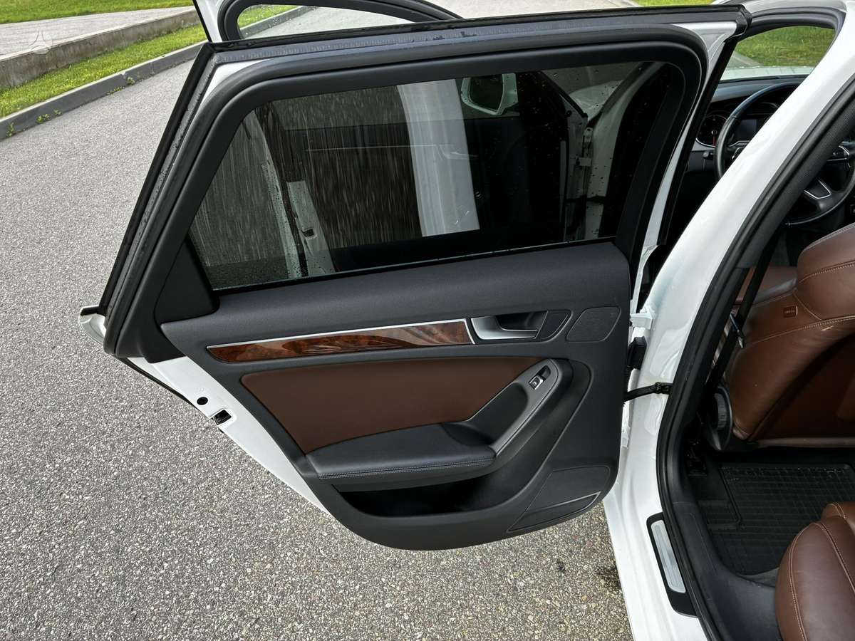 Audi A4, 3.0 l., Универсал