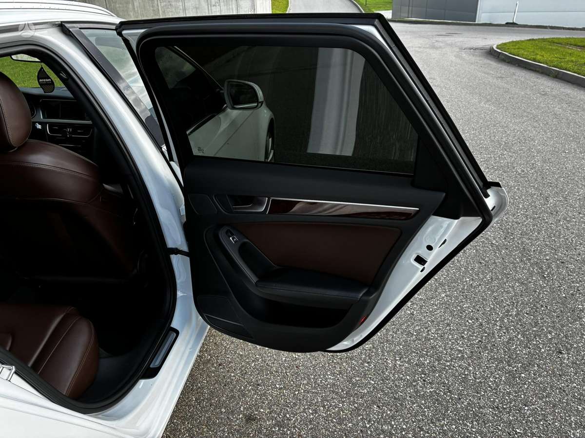 Audi A4, 3.0 l., universalas