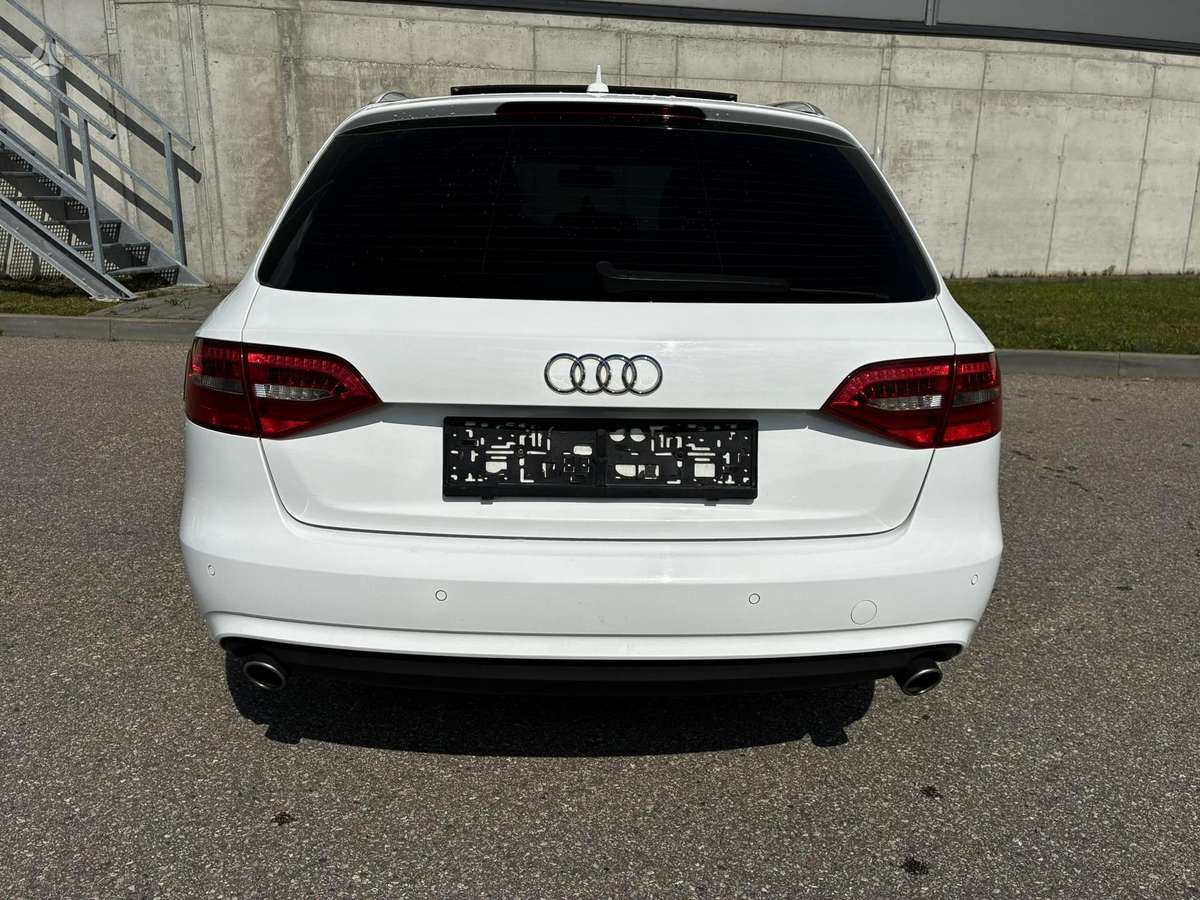 Audi A4, 3.0 l., universalas