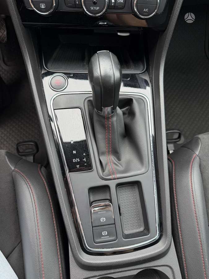Seat Leon, 1.5 l., hatchback