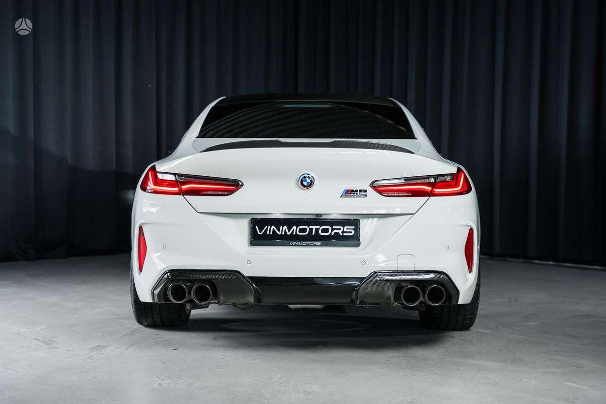 BMW M8, 4.4 l., Седан