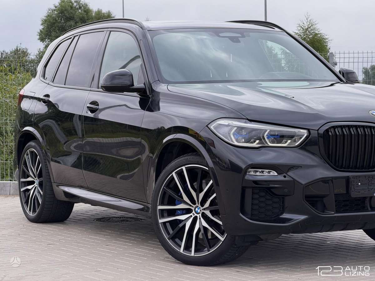 BMW X5, 3.0 l., Минивэн