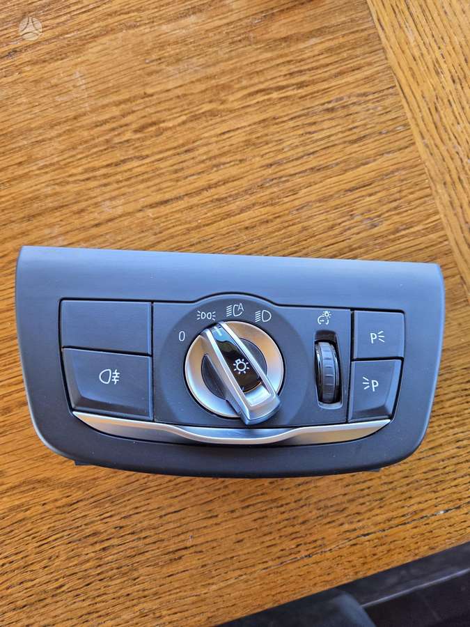 BMW X3 salono detalės