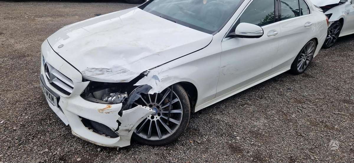 Mercedes-Benz C220 Amg line dalimis