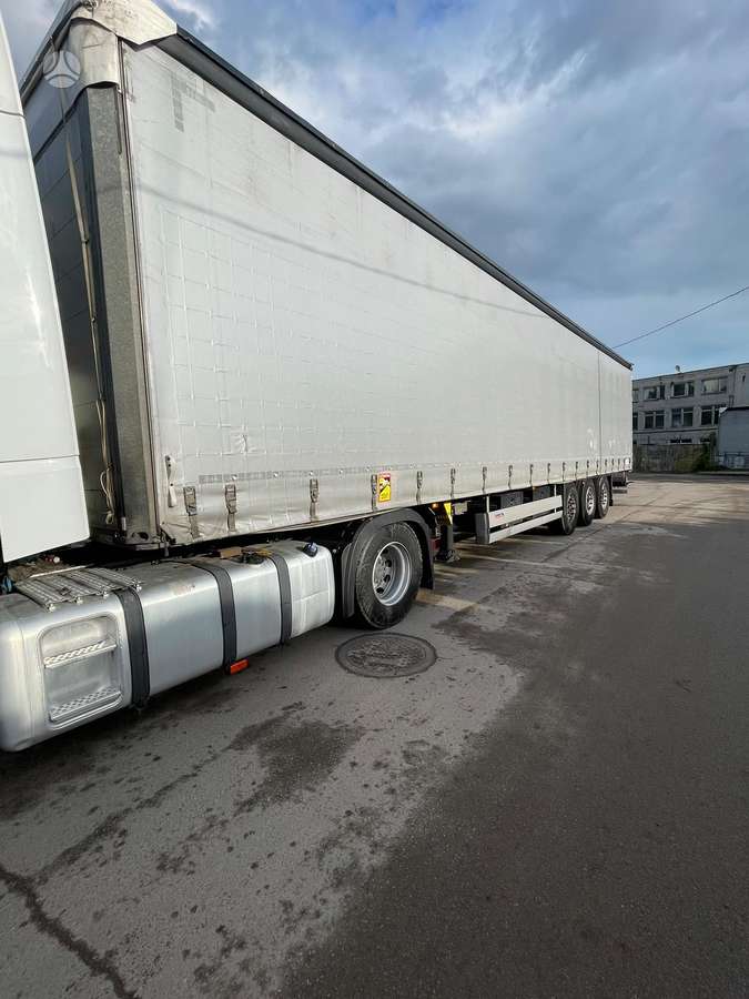Schmitz SCB*S3T, užuolaidinės / tentinės
