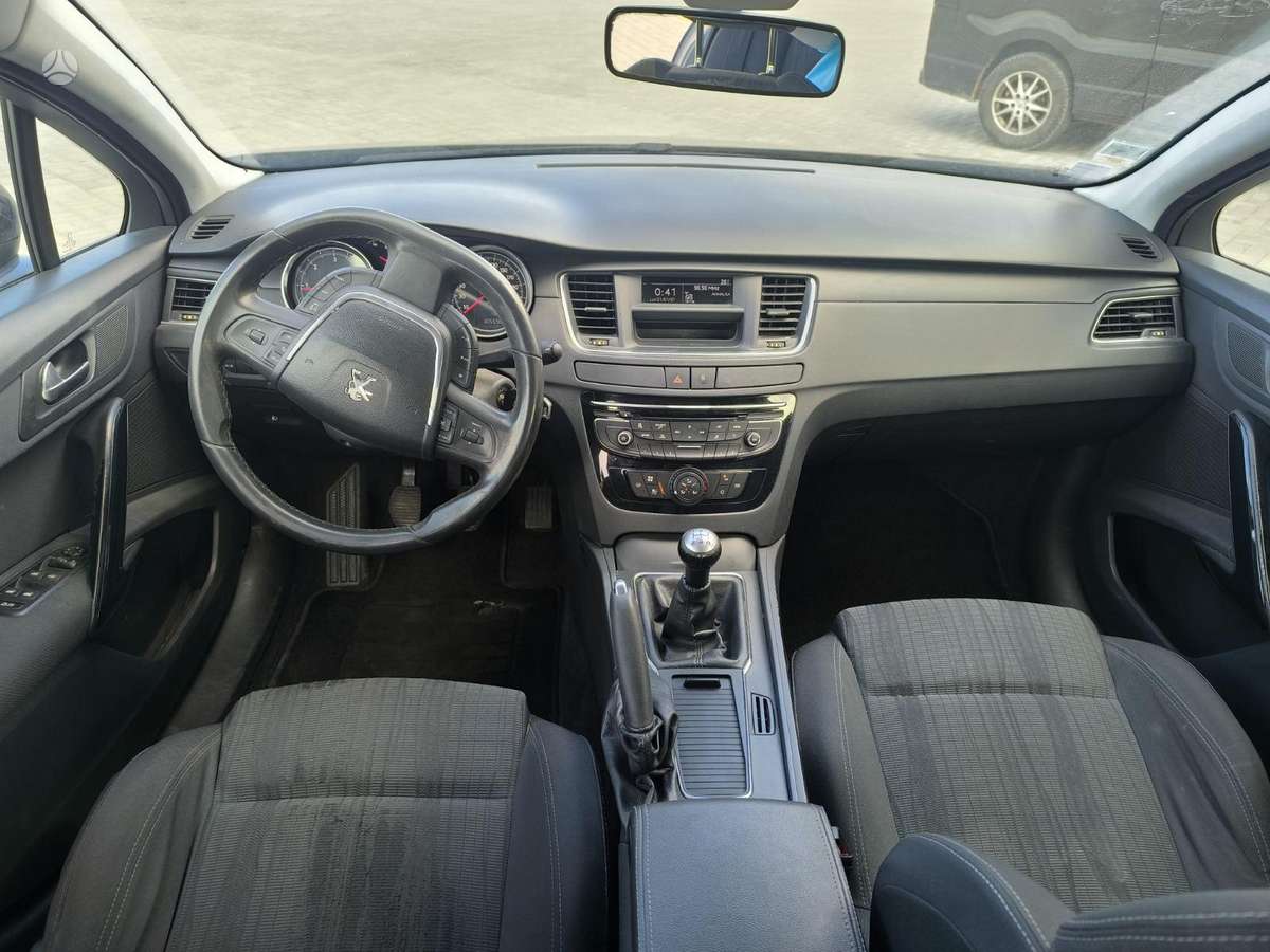 Peugeot 508 - 8