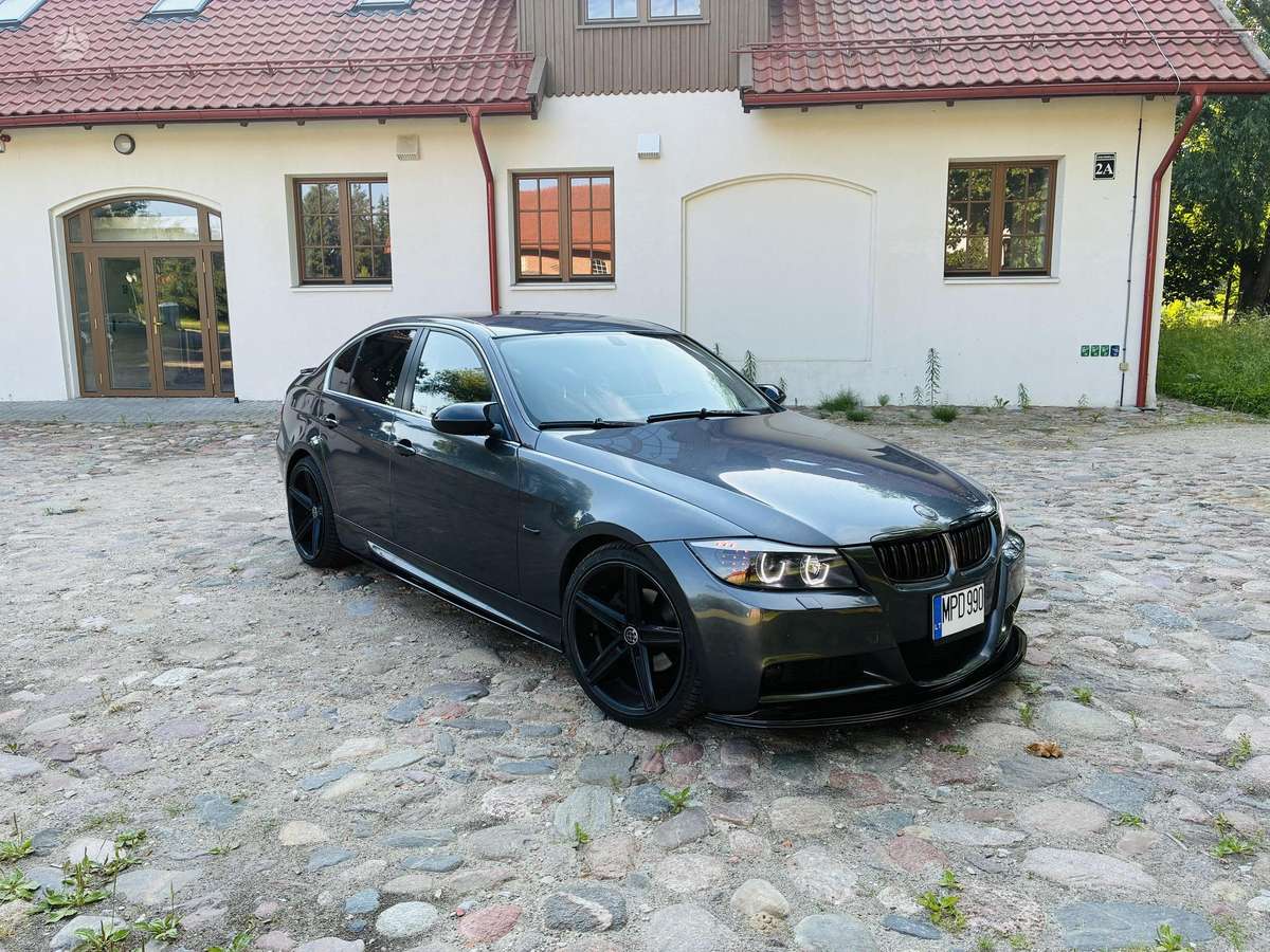 BMW 325, 2.5 l., Седан