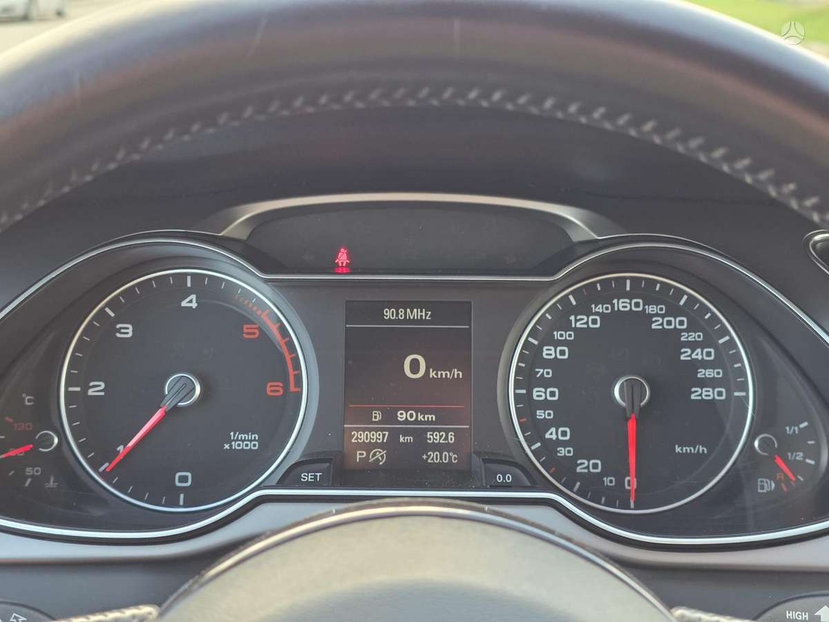 Audi A4, 2.0 l., Универсал