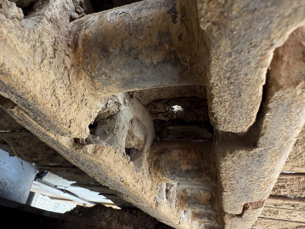 JCB JS 200 LC , 90 cm tracks, экскаваторы