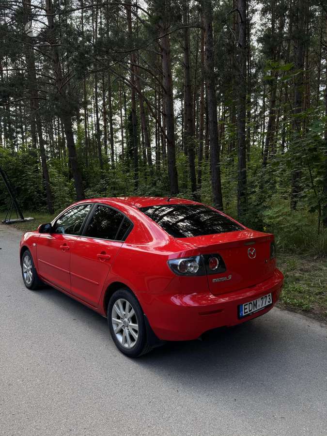 Mazda 3, 1.6 l., Седан
