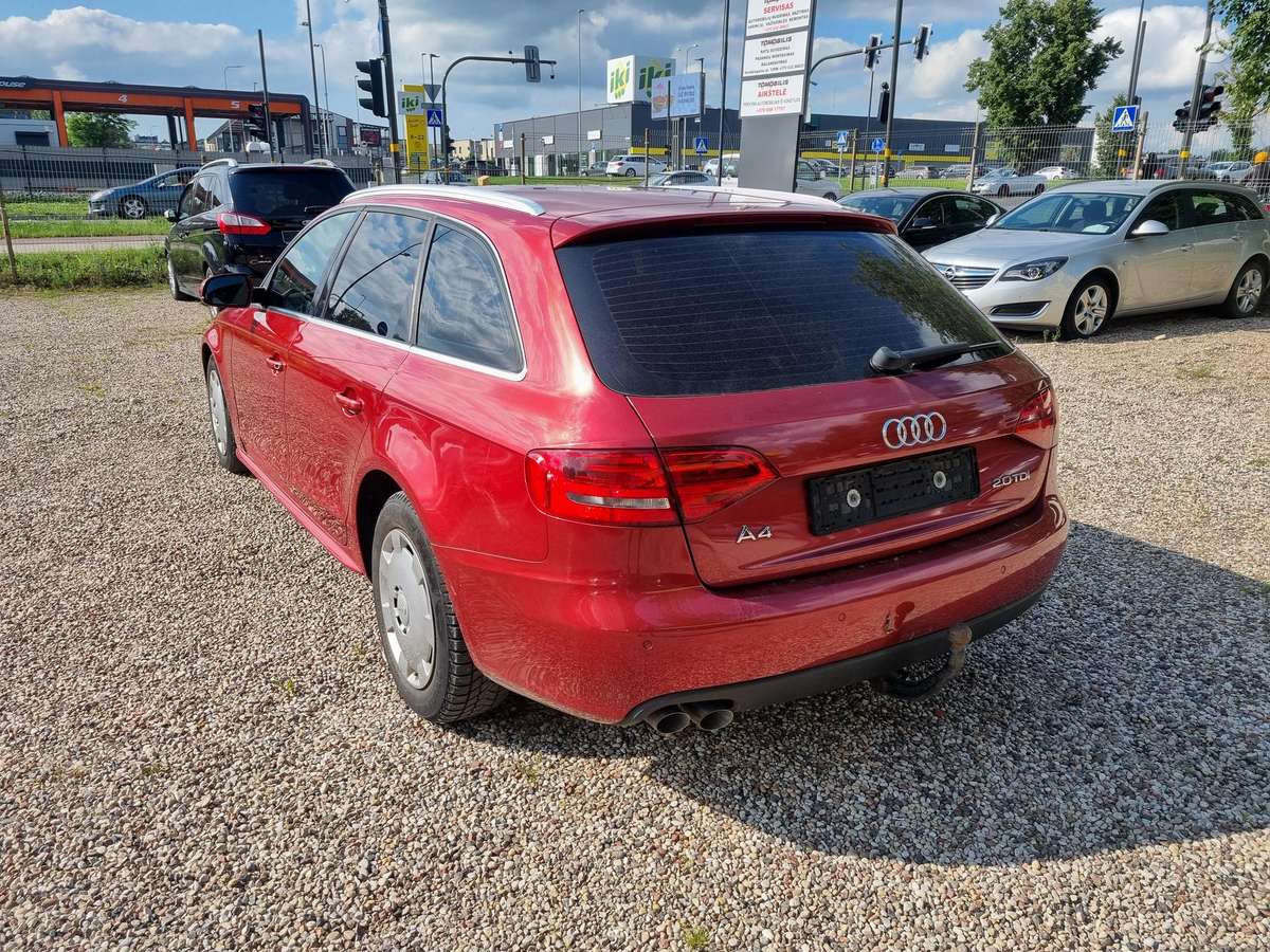 Audi A4, 2.0 l., Универсал