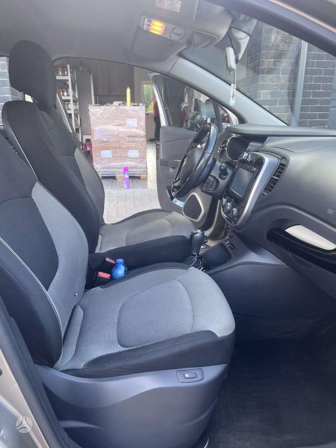 Renault Captur, 1.2 l., Внедорожник / Кроссовер