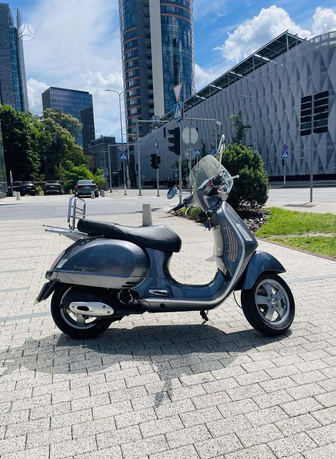 Piaggio Vespa 200cc, мотороллеры / мопеды