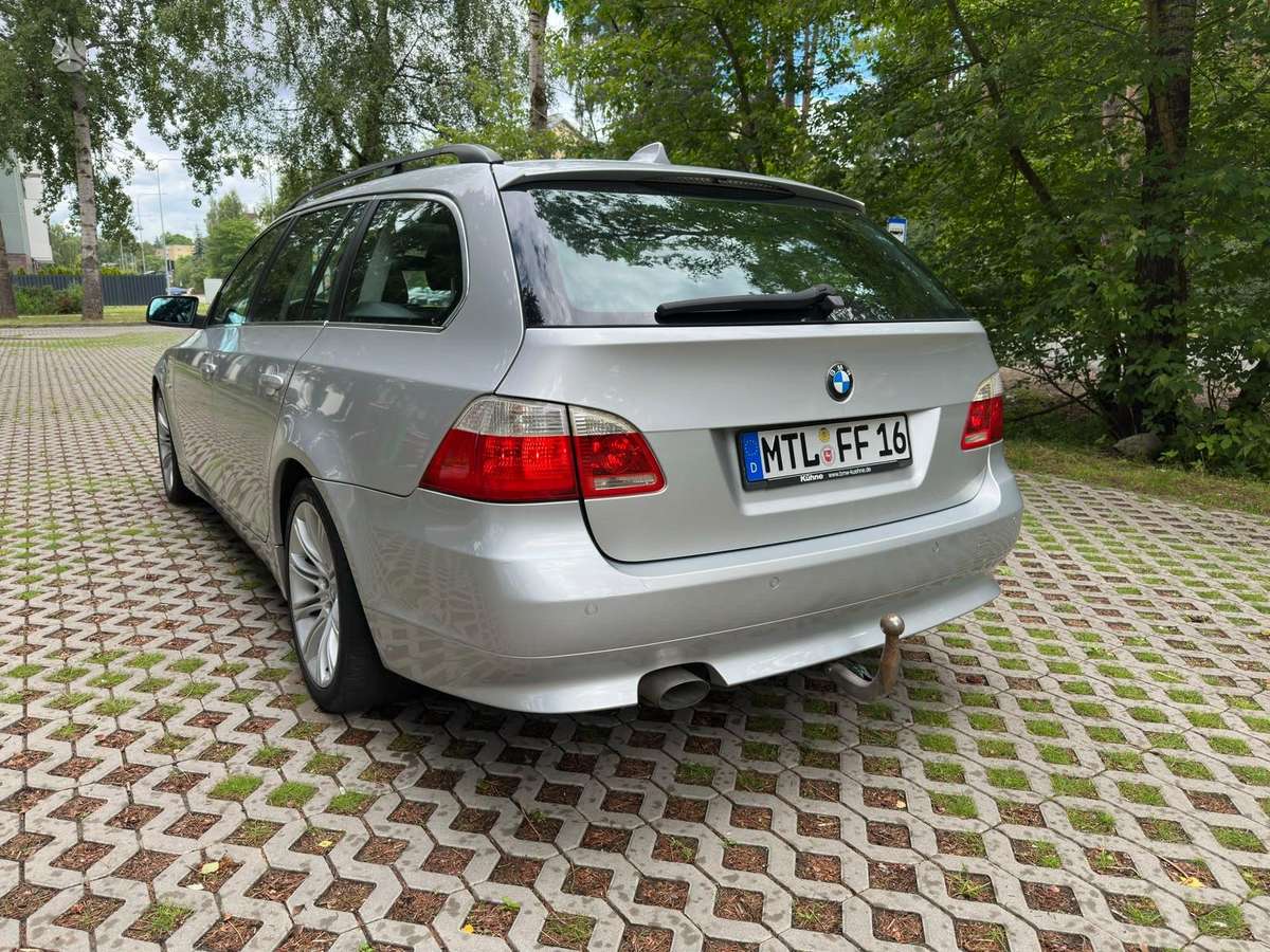 BMW 520, 2.0 l., Универсал