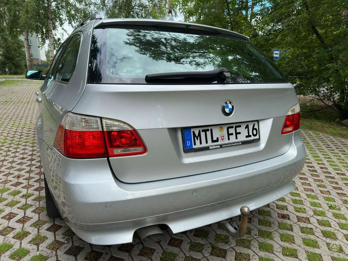 BMW 520, 2.0 l., wagon