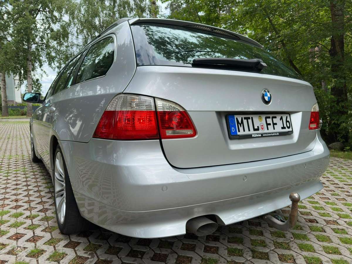 BMW 520, 2.0 l., wagon