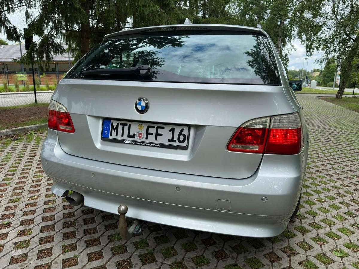 BMW 520, 2.0 l., wagon