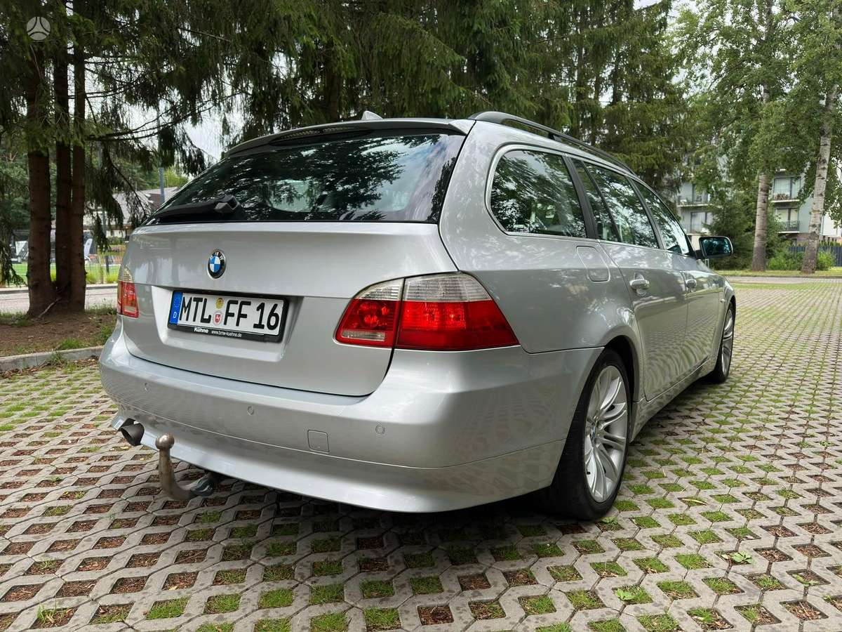 BMW 520, 2.0 l., wagon