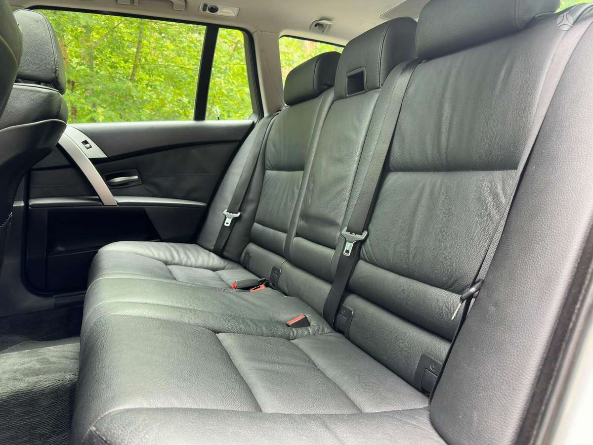 BMW 520, 2.0 l., wagon