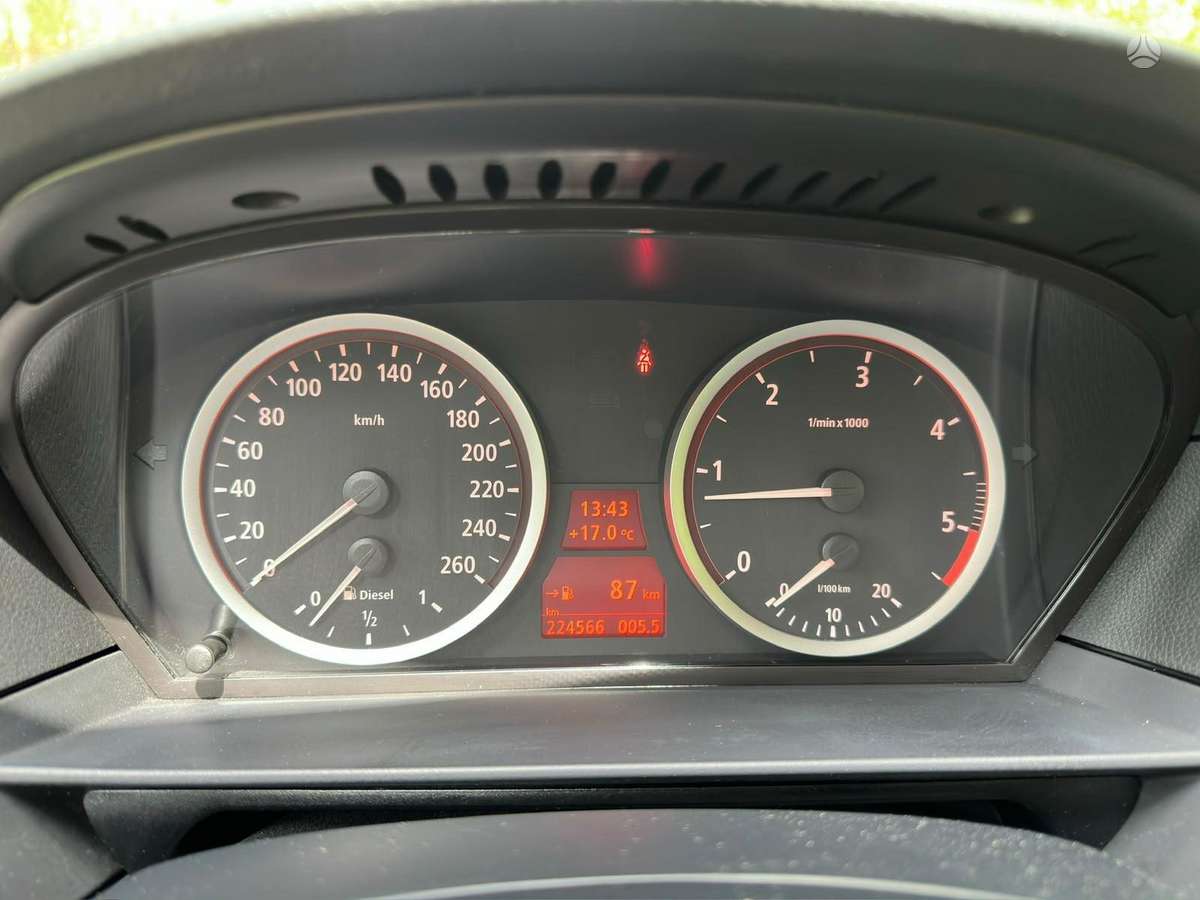 BMW 520, 2.0 l., wagon
