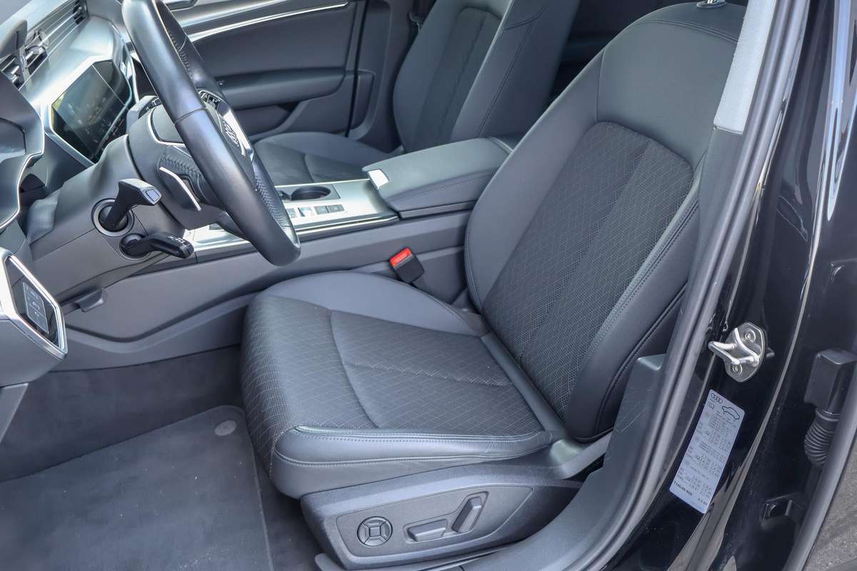 Audi A6, 2.0 l., universalas