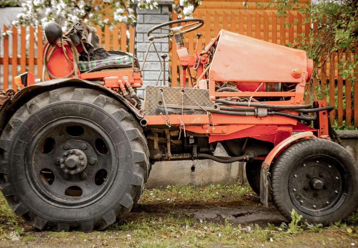 T T25, traktoriai