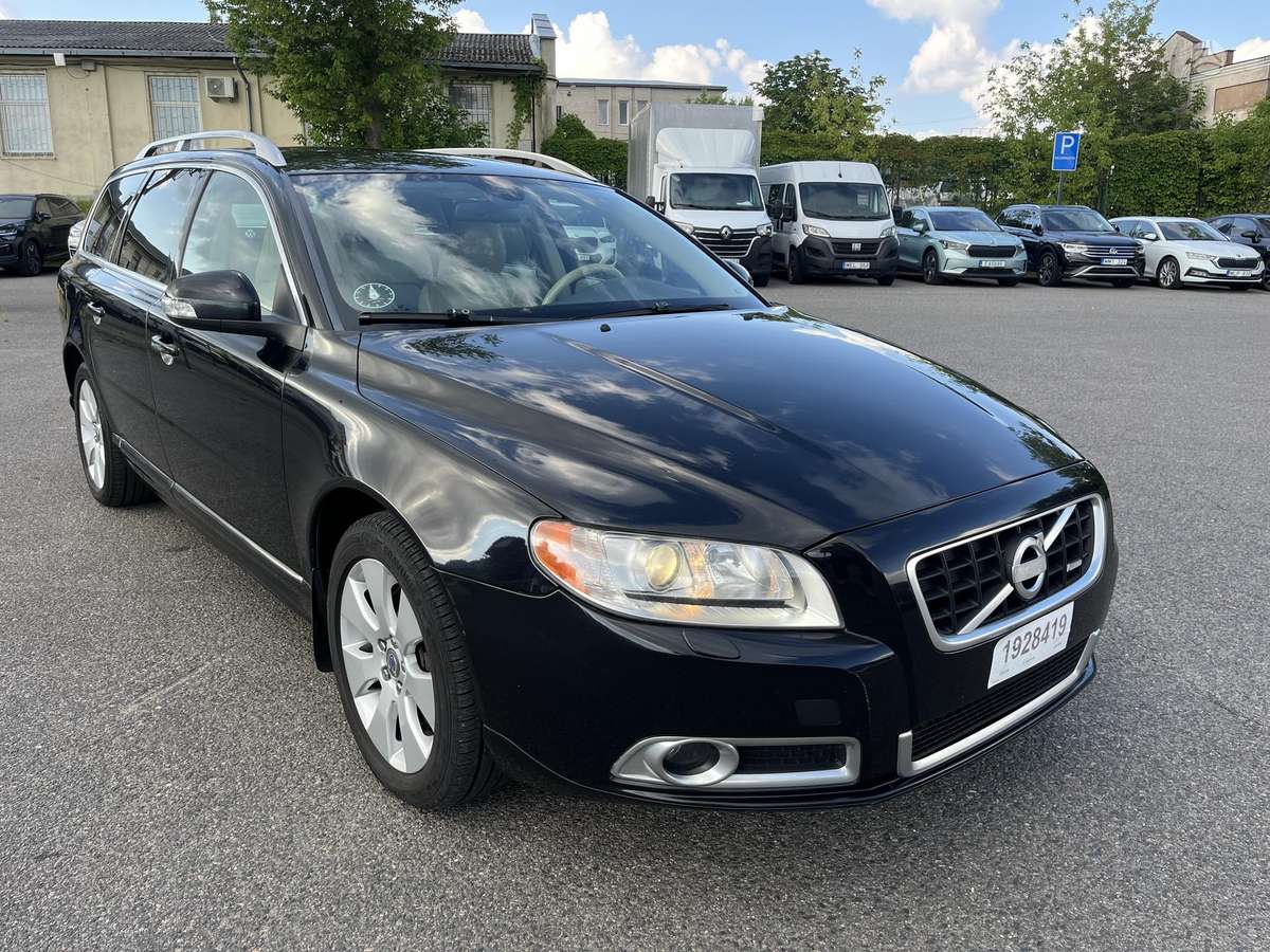 Volvo V70, 2.4 l., wagon