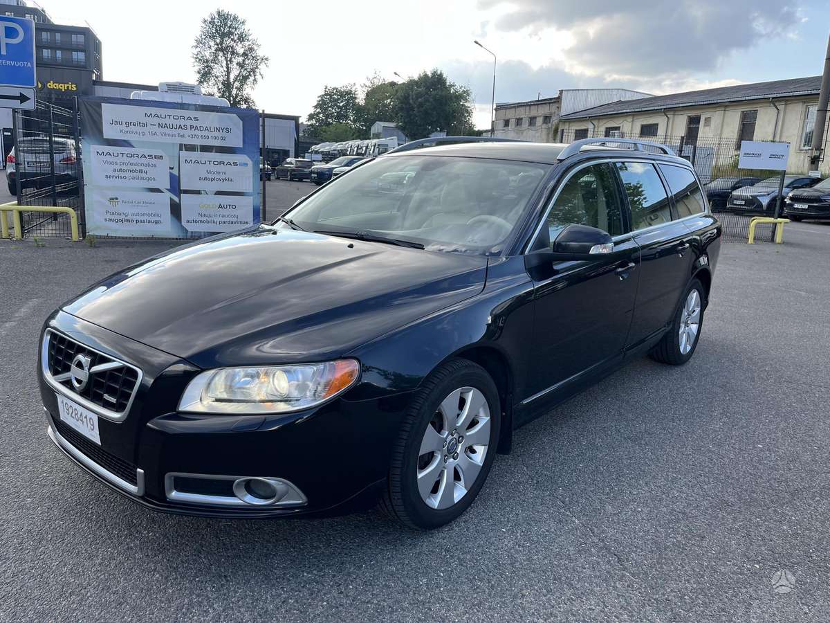 Volvo V70, 2.4 l., wagon