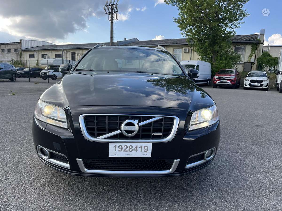 Volvo V70, 2.4 l., wagon