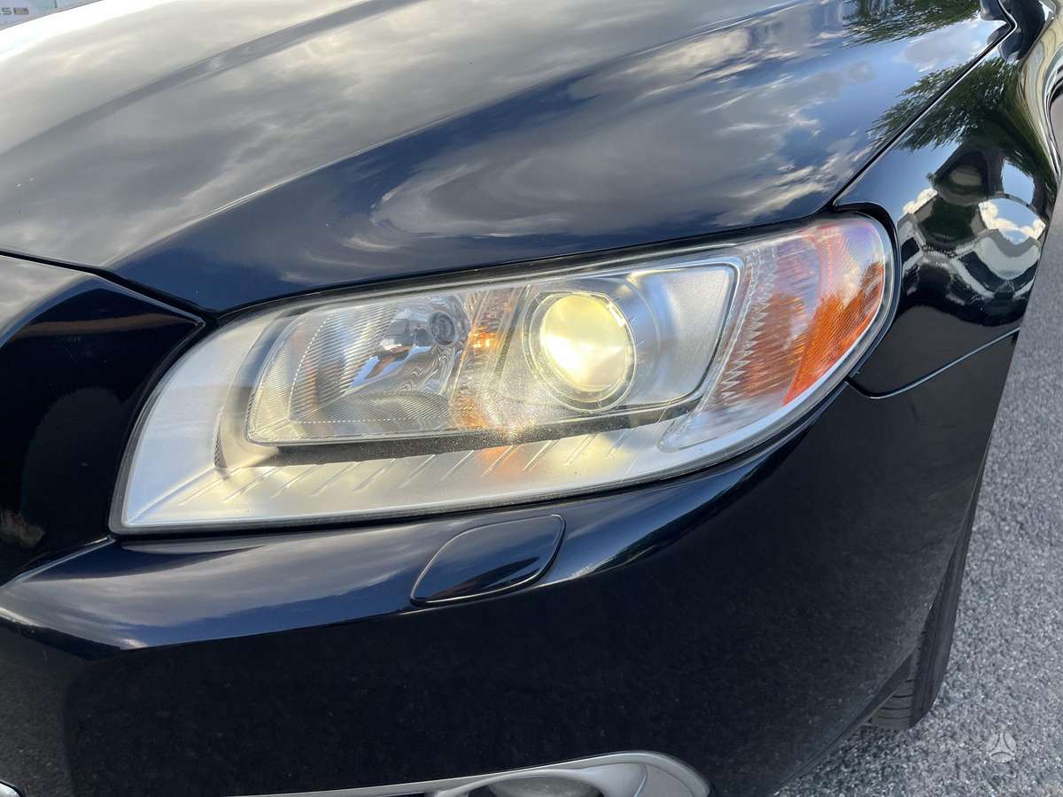 Volvo V70, 2.4 l., wagon