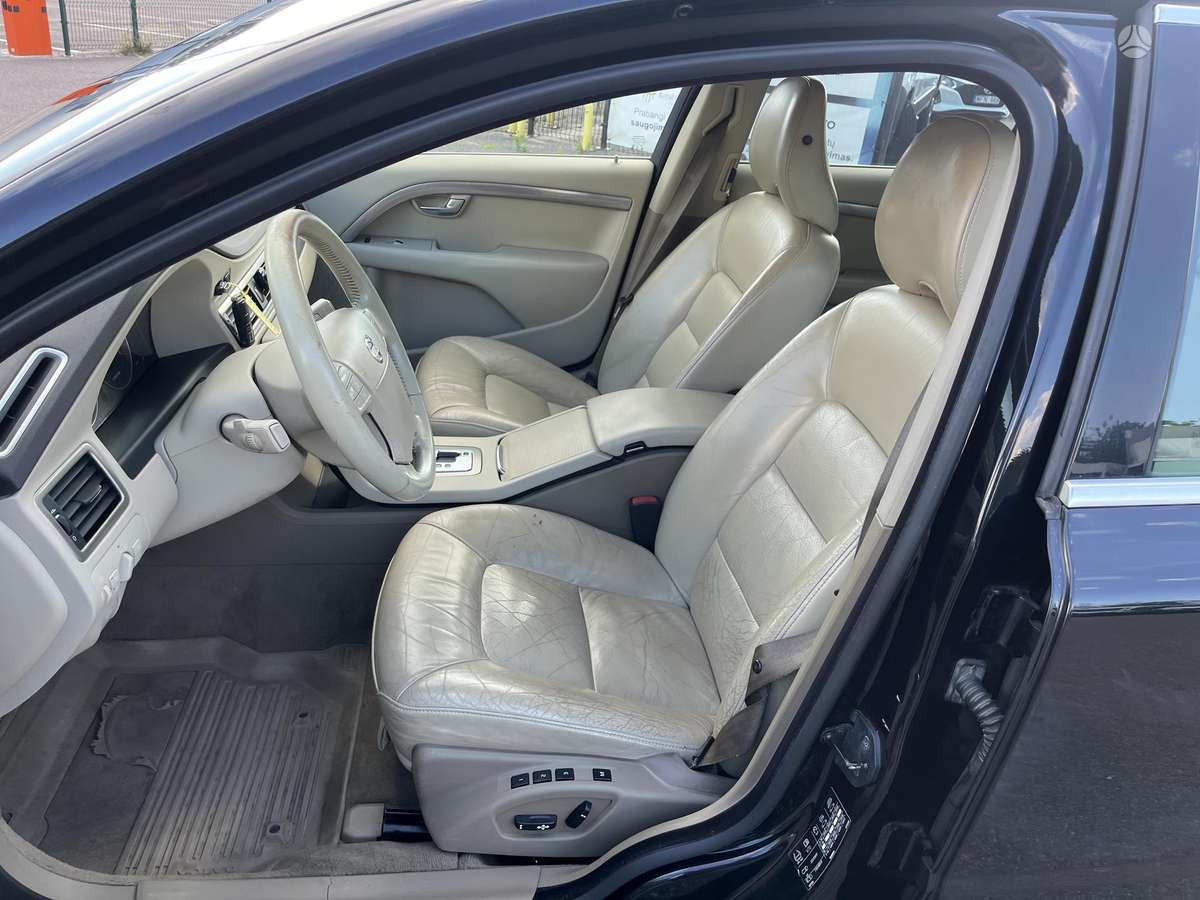 Volvo V70, 2.4 l., Универсал