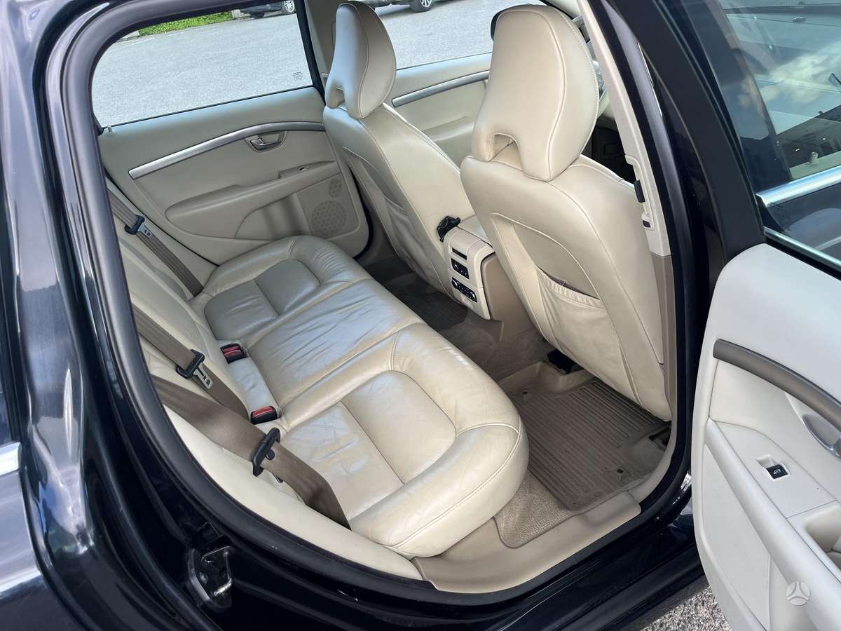 Volvo V70, 2.4 l., Универсал