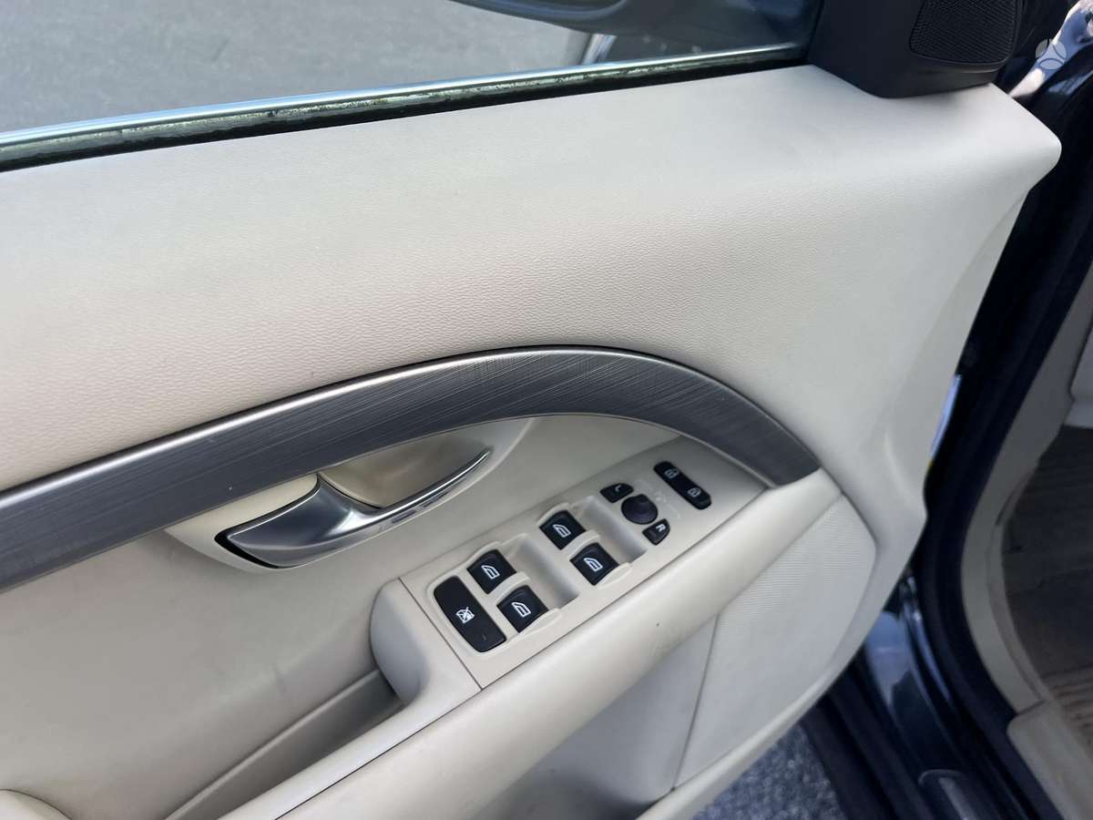 Volvo V70, 2.4 l., Универсал