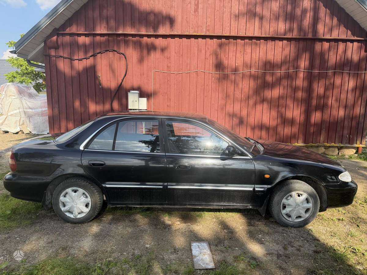 Hyundai Sonata, 2.0 l., Седан