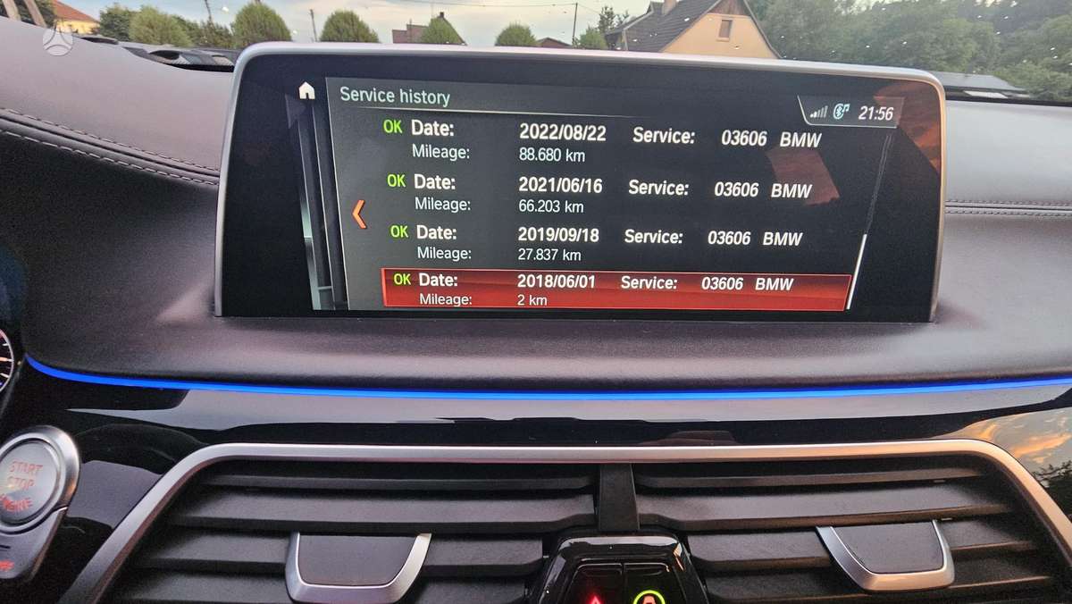 BMW 750, 4.4 l., Седан