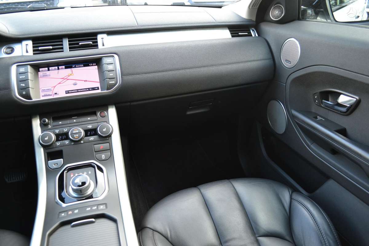 Land Rover Evoque, 2.2 l., off-road / crossover