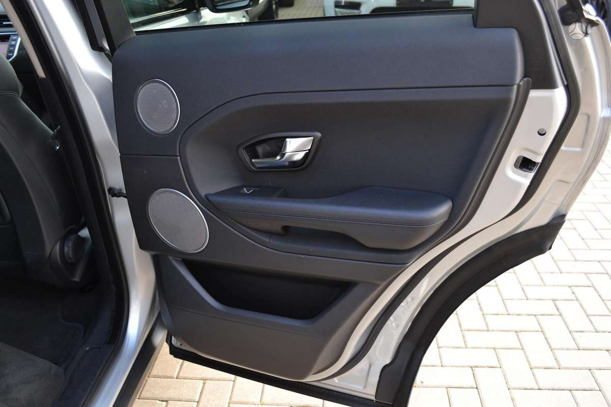 Land Rover Evoque, 2.2 l., off-road / crossover