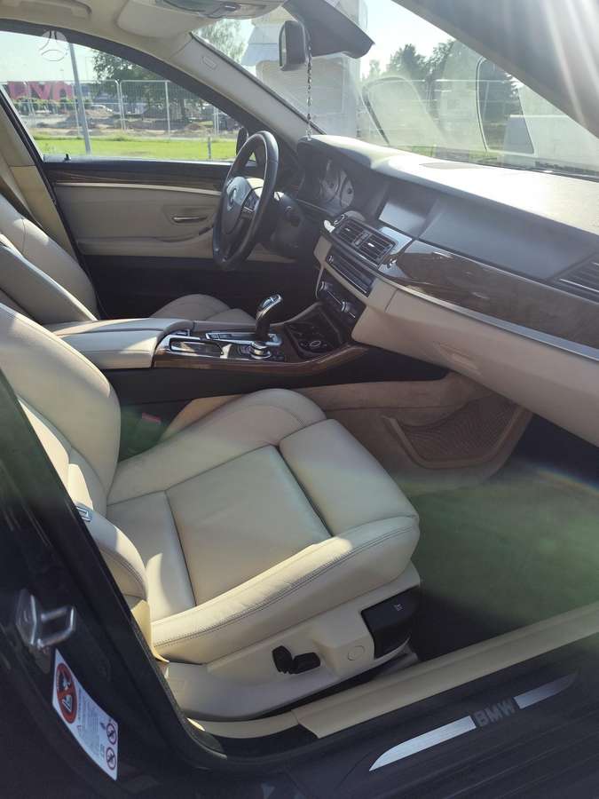 BMW 520, 2.0 l., wagon