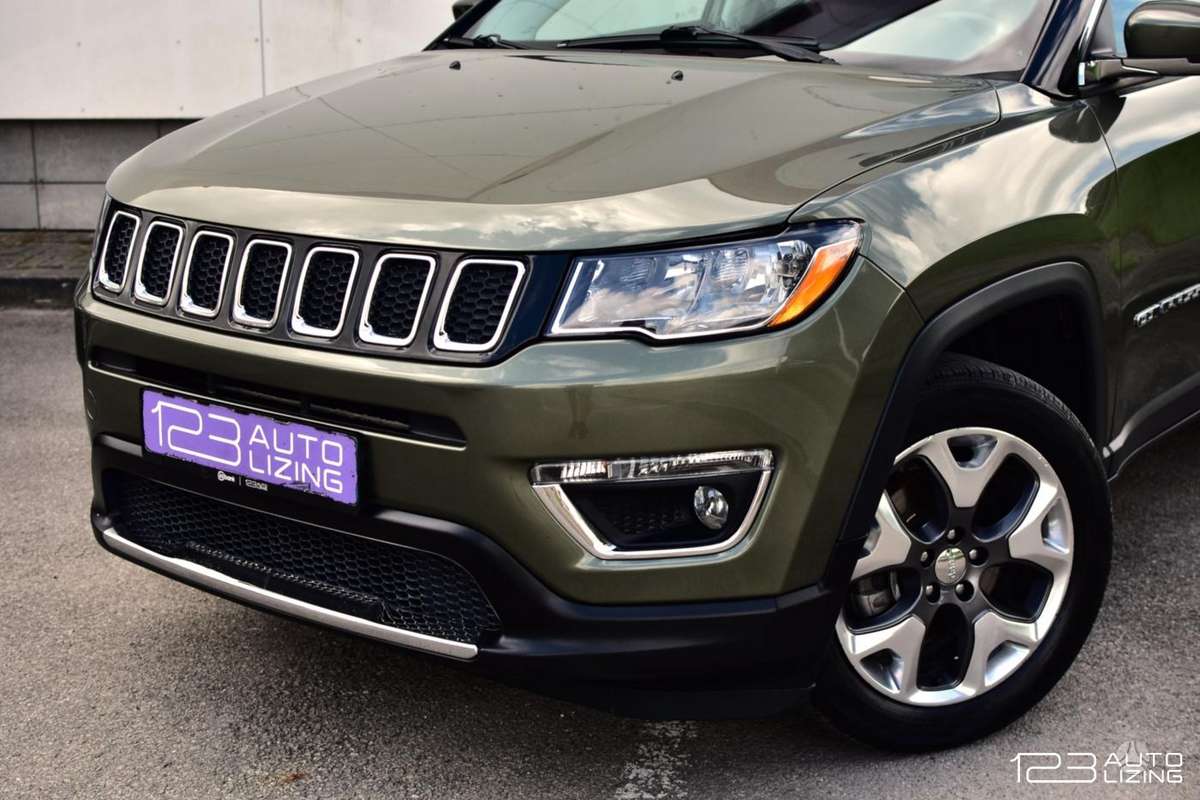 Jeep Compass, 2.4 l., off-road / crossover