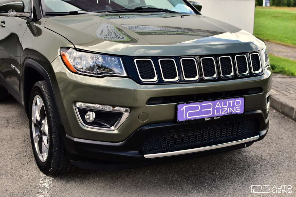 Jeep Compass, 2.4 l., off-road / crossover