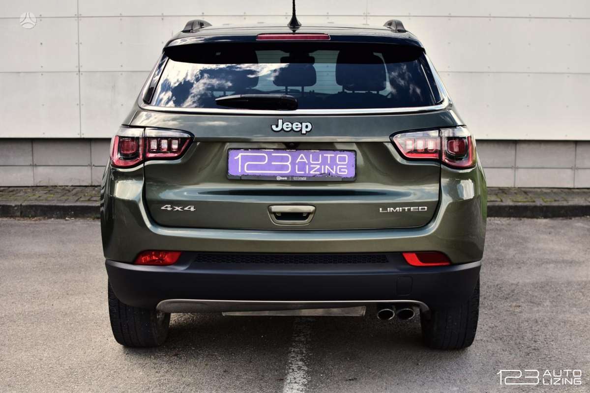 Jeep Compass, 2.4 l., off-road / crossover