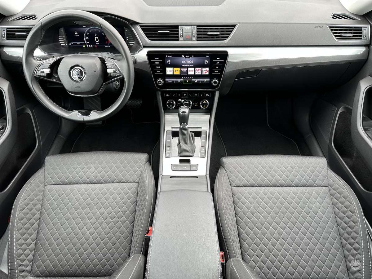 Skoda Superb, 1.5 l., hatchback