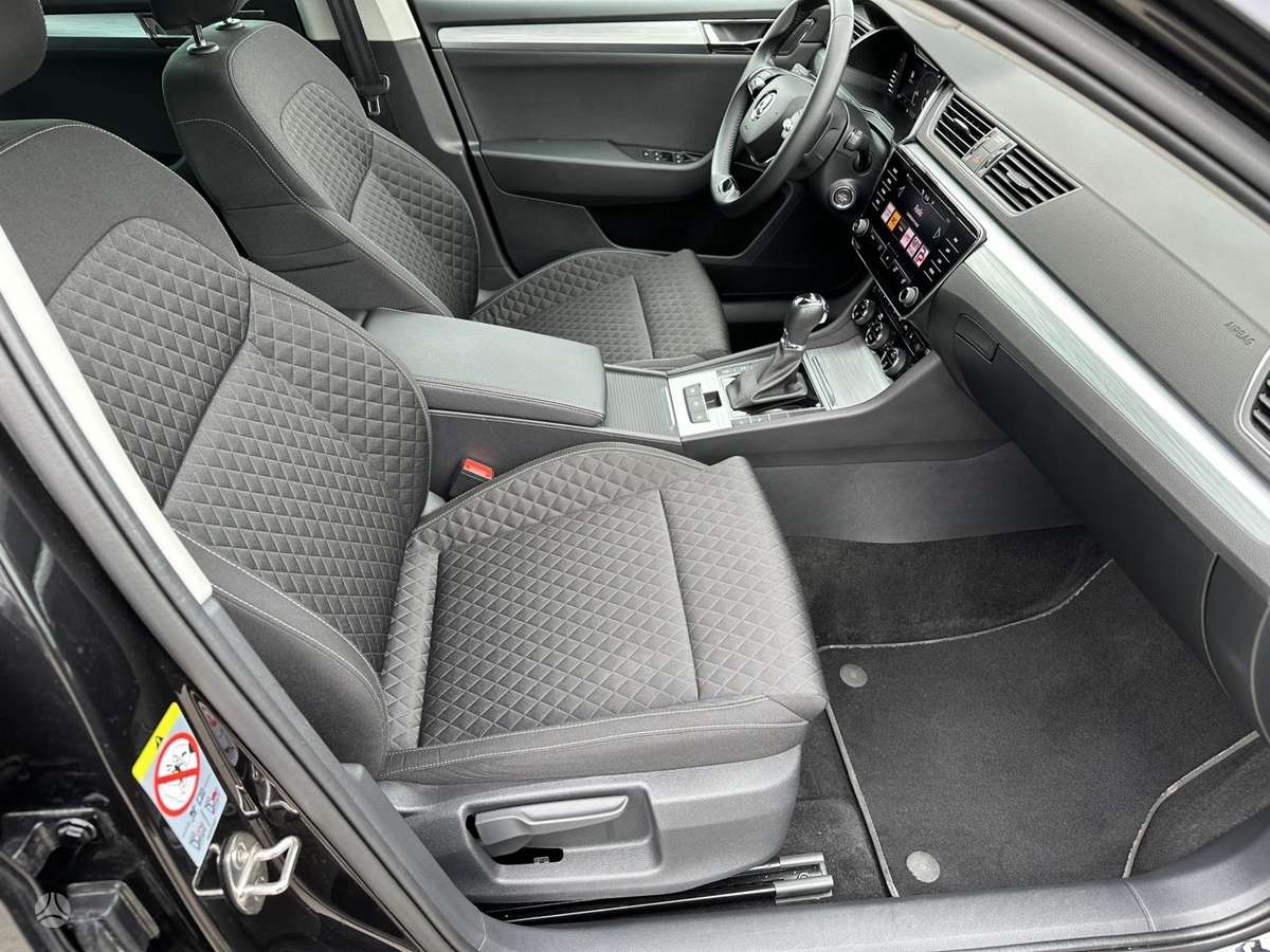 Skoda Superb, 1.5 l., hatchback